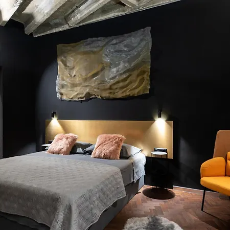 Booza 69 Luxury Apartament