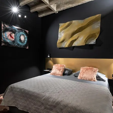 Booza 69 Luxury Apartman *