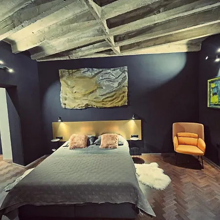 Booza 69 Luxury Apartment